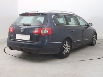 Volkswagen Passat B6 Variant 2.0 TDI PD-DPF 140KM 2006 VW Passat 2.0 TDI, HAK, Klima, Klimatronic,ALU, zdjęcie 4