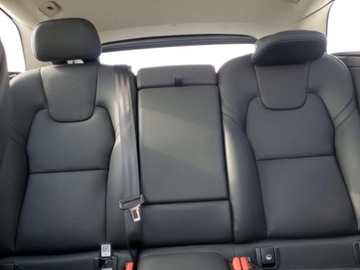 Volvo XC60 II 2023 Volvo XC 60 Plus 2023 2.0l 2.0 Benzyna 247KM, zdjęcie 10