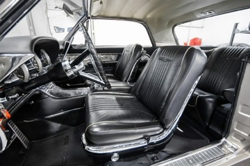 Ford Thunderbird III 1962 Ford Thunderbird 6.4 V8. Stan kolekcjonerski. 1963, zdjęcie 25