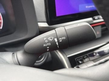 Toyota C-HR II SUV 1.8 Hybrid 140KM 2024 Toyota C-HR 1.8 Hybrid Executive 1.8 Hybrid Execut, zdjęcie 19