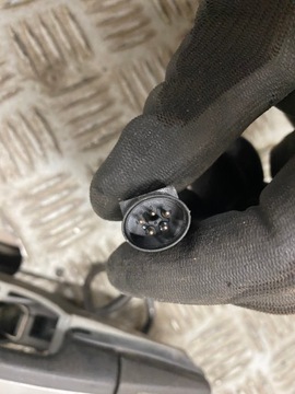 РУЧКА ЛЕВАЯ MERCEDES W124 КУПЕ