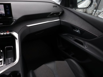 Peugeot 3008 II Crossover 1.2 PureTech 130KM 2020 Peugeot 3008 1.2 PureTech, Salon Polska, zdjęcie 7