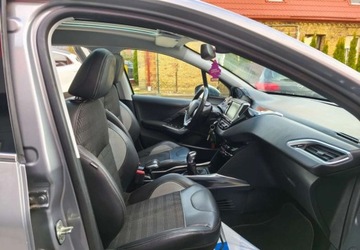 Peugeot 2008 I SUV 1.2 VTi 82KM 2014 Peugeot 2008 Peugeot 2008 1.2 VTi Allure 1.2 Benzyna 82KM, zdjęcie 6