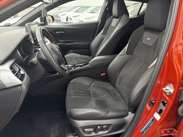 Toyota C-HR I Crossover Facelifting 1.8 Hybrid 122KM 2021 Toyota C-HR 1.8 Hybrid GPF GR Sport 1.8 Hybrid GPF, zdjęcie 12