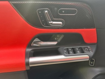 Mercedes GLA II Off-roader Facelifting 1.3 200 163KM 2025 MERCEDES-BENZ GLA 200 AMG Line Suv 1.3 (163KM) 2025, zdjęcie 10