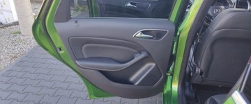 Mercedes Klasa B W246 Sports Tourer Facelifting 2.0 220 184KM 2016 Mercedes-Benz Klasa B 2.0 benz 4x4,bezwypadek ,bogata wersja ,chromy,kamera, zdjęcie 33