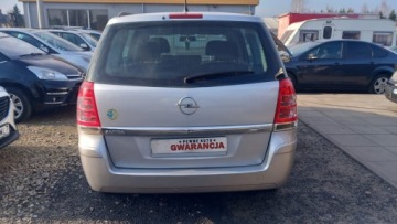 Opel Zafira B 1.8 ECOTEC 140KM 2008 Opel Zafira Opel Zafira B 2008 rok 1.8 benzyna 140 KM 7 osob 1.8 Benzyna, zdjęcie 26
