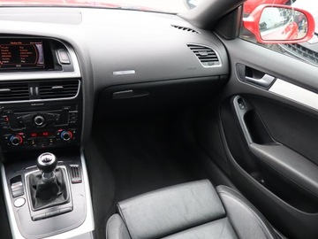 Audi A5 8T Coupe 2.0 TFSI 211KM 2010 Audi A5 2.0 TFSI, Salon Polska, Xenon, Klima, zdjęcie 7