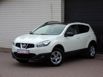 Nissan Qashqai I Crossover Facelifting  1.6 117KM 2013 Nissan Qashqai KAMERA 360 NAVI SOLARDACH 2013R, zdjęcie 3