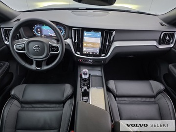 Volvo V60 II  Kombi Facelifting 2.0 B4 B 197KM 2025 Volvo V60 FV23 Plus Dark B4 197+14KM Aut ACC BLIS, zdjęcie 9