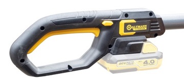 Комплект аккумуляторной бензопилы и телескопических ножниц 2 в 1.