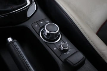 Mazda CX-3 Crossover 2.0 SKY-G 120KM 2016 Mazda CX-3 2.0 Skyactiv-G, Salon Polska, zdjęcie 18