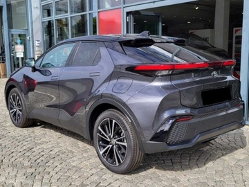 Toyota C-HR II SUV 1.8 Hybrid 140KM 2025 Od ręki - Executive 1.8 Hybrid 140KM | Podgrzewane fotele!, zdjęcie 3