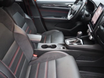 Renault Arkana SUV 1.3 TCe 158KM 2021 Renault Arkana 1.3 TCe, Salon Polska, zdjęcie 8