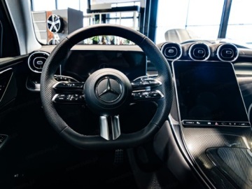 Mercedes GLC C254/X254 Coupe 2.0 220d 197KM 2025 MERCEDES-BENZ GLC 220 d 4-Matic AMG Line 2.0 (197KM) 2025, zdjęcie 8