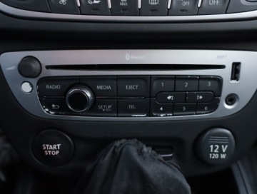 Renault Megane III Grandtour Facelifting 2013 1.6 16V 110KM 2013 Renault Megane 1.6 16V, Salon Polska, Serwis ASO, zdjęcie 18