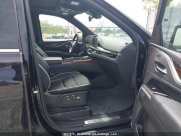 Cadillac Escalade III 2023 Cadillac Escalade Premium Luxury 2023 3.0 Diesel 277KM, zdjęcie 9