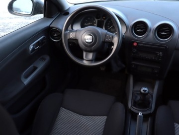 Seat Ibiza III 1.4 16V 85KM 2008 Seat Ibiza 1.4 16V, Klima, Klimatronic, Tempomat, zdjęcie 6