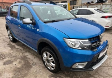 Dacia Sandero II Hatchback 5d Facelifting 1.5 Blue dCi 95KM 2019 Dacia Sandero Cena Brutto 1.5 Diesel 95KM