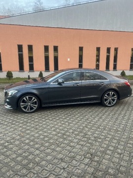 Mercedes CLS W218 Shooting Brake Facelifting 400 333KM 2015 Mercedes CLS 400 333KM 4Matic 7G-TRONIC 2015r Stan bardzo dobry, zdjęcie 2