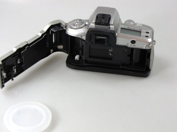 КАМЕРА MINOLTA DYNAX 40 — КОРПУС