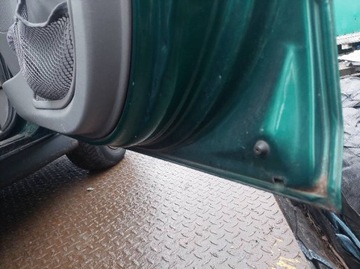 DVEŘE KOMPLETNÍ PRAVÝ PŘEDNÍ ALMERA TINO DV8