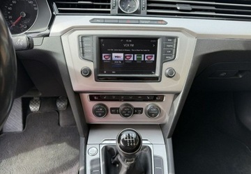 Volkswagen Passat B8 Limousine 1.8 TSI BlueMotion Technology 180KM 2017 Volkswagen Passat 1,8 TSI 180KM Klimatronik Kola latozima 1.8 Benzyna, zdjęcie 17