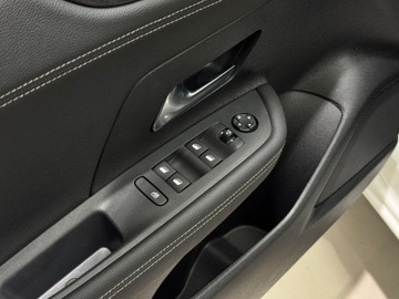 Opel Mokka II SUV 1.2 Turbo 130KM 2023 Opel Mokka GS / CarPlay / 1 właściciel / Salon Pol, zdjęcie 18