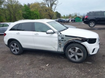 Mercedes GLC C254/X254 2022 Mercedes-Benz GLC 2022 MERCEDES-BENZ GLC 300 4MATIC SUV 2.0 Benzyna 255KM, zdjęcie 7