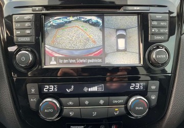 Nissan Qashqai II Crossover 1.6 dCi 130KM 2016 Nissan Qashqai nawigacja, kamera, panorama 1.6 Diesel 131KM, zdjęcie 26