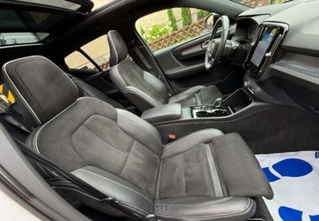 Volvo XC40 Crossover 2.0 T5 247KM 2018 Volvo XC 40 Salon PL FV23 RDesign Panorama Martwe Pole CarPlay AndroidAuto, zdjęcie 12