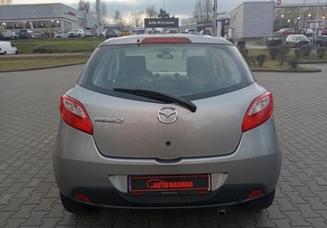 Mazda 2 II Hatchback 5d 1.3 86KM 2010 Mazda 2 Bezwypadkowy - klimatyzacja - benzyna 1,3 - 86 KM 1.3 Benzyna 86KM, zdjęcie 8