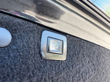 Opel Insignia I Sports Tourer Facelifting 2.0 CDTI ECOFLEX 140KM 2014 Opel Insignia OPC NAWIGACJA XENON LED KAMERA PANPORAMA WEBASTO TEMPOMAT S, zdjęcie 28