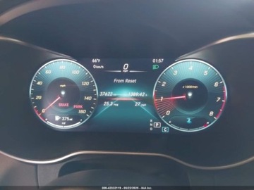 Mercedes GLC C253 2021 Mercedes-Benz GLC 2021 MERCEDES-BENZ GLC 300 4MATIC COUPE 2.0 Benzyna 255KM, zdjęcie 10