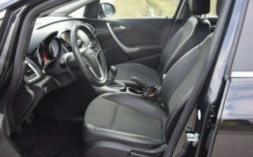 Opel Astra J GTC 1.4 Turbo ECOTEC 120KM 2013 Opel Astra 1.4 TB Navi 142 TYS KM PDC Sprowadzony Oplacony 1.4 Benzyna, zdjęcie 18