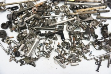 YAMAHA MT-01 1700 05-12 ВИНТЫ