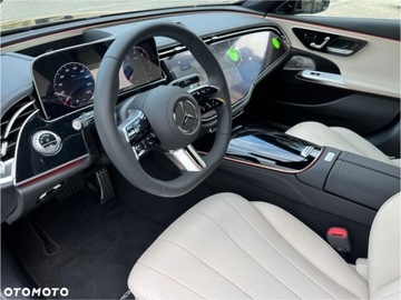 Mercedes Klasa E W214 2025 Mercedes-Benz Klasa E Mercedes-Benz Klasa E 220 d 4-Matic AMG 2.0 Diesel, zdjęcie 1