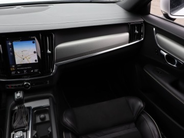 Volvo V90 II Kombi 2.0 D4 190KM 2019 Volvo V90 D4, 187 KM, Automat, VAT 23%, Skóra, zdjęcie 7