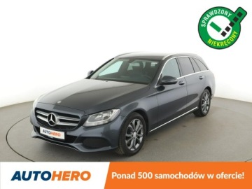 Mercedes Klasa C W205 Kombi 180 156KM 2015 Mercedes C 180 automat półskóra navi klima auto