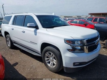 Chevrolet Suburban GMT900 2017 Chevrolet Suburban 2017 Chevrolet Suburban 4WD 5.3 Benzyna 355KM, zdjęcie 9
