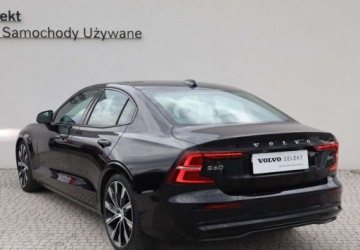 Volvo S60 III 2022 Volvo S60 B4 Hybrid Benzyna 19714KM Plus Dark LIFT Android Salon POLSKA FV, zdjęcie 2