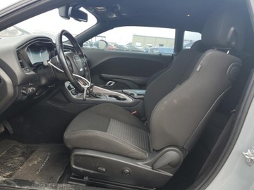 Dodge Challenger III 2022 Dodge Challenger GT 2022 3.6l 3.6 Benzyna 303KM, zdjęcie 7