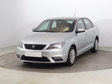 Seat Toledo IV Liftback 1.6 TDI 115KM 2017 Seat Toledo 1.6 TDI, Salon Polska, Serwis ASO, zdjęcie 1