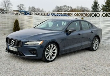 Volvo S60 III 2021 Volvo S60 Volvo S60 B5 B AWD Ultimate Dark 2.0 Benzyna 250KM