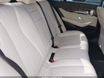 Mercedes Klasa E W213 2019 Mercedes-Benz Klasa E 2019 MERCEDES-BENZ E 300 4MATIC 2.0 Benzyna 241KM, zdjęcie 14