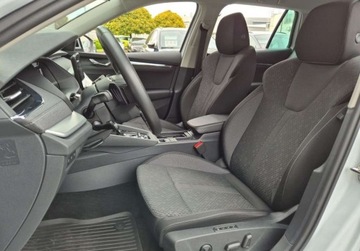 Skoda Octavia IV Kombi Plug-in 1.4 TSI iV Plug-In Hybrid 204KM 2021 Skoda Octavia 1.4iV PHEV 204KM Style DSG Kessy Virtual Podgrz.szybafotele, zdjęcie 10