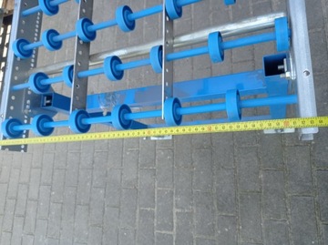 Przenośnik rolkowy stół rolkowy rolki podające super stan 3m x 7 szt.