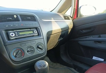 Fiat Punto Grande Punto Hatchback 5d 1.4 8v 77KM 2007 Fiat Grande Punto Fiat Grande Punto 1.4 Benzyna 77KM, zdjęcie 10