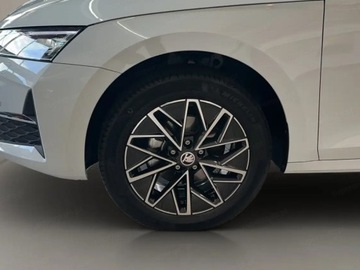 Skoda Octavia IV Liftback 1.5 TSI EVO 150KM 2024 Skoda Octavia Selection 1.5 TSI mHEV 150KM DSG, zdjęcie 7