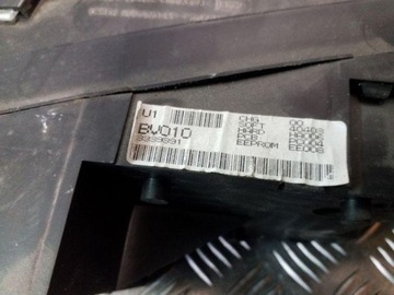 AV600 PŘÍSTROJOVÁ DESKA 2.2 DI 93 2005 NISSAN PRIME (P12)